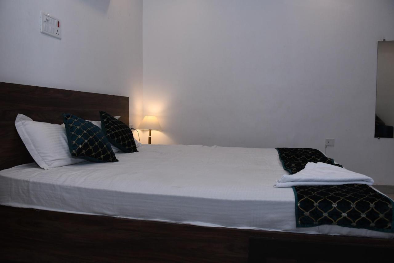 Hotel Vista Palace Patna  Zewnętrze zdjęcie