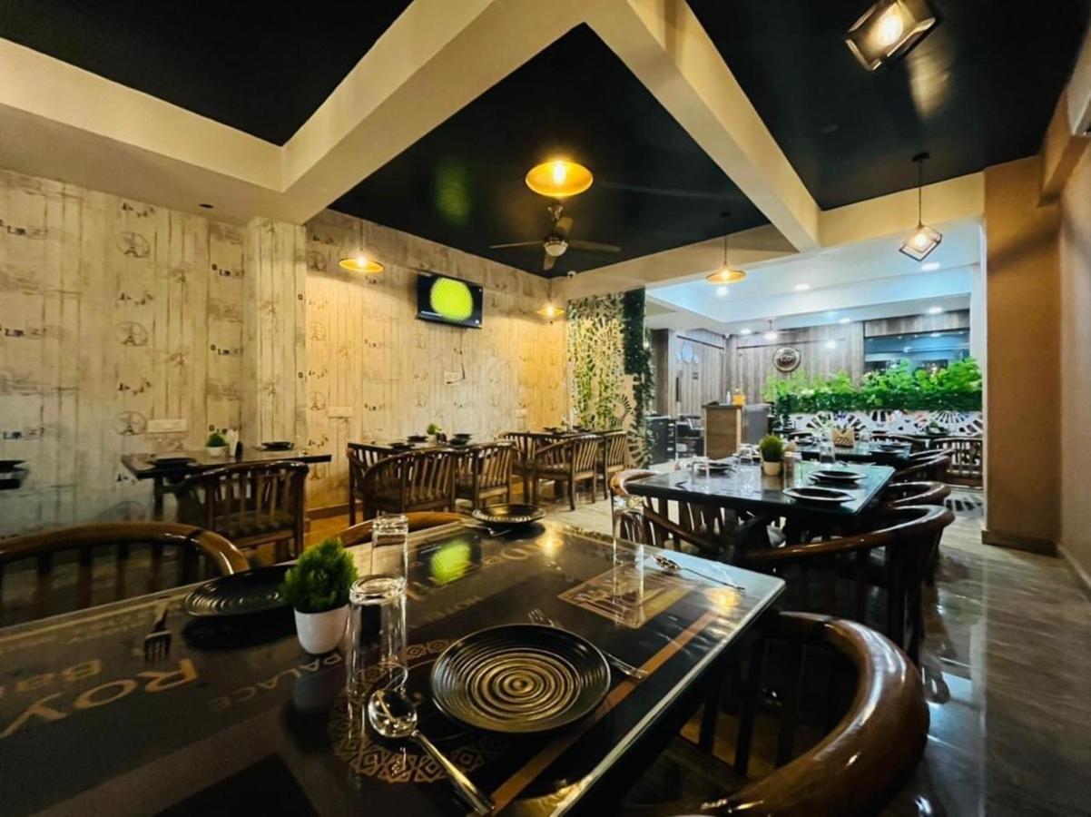 Hotel Vista Palace Patna  Zewnętrze zdjęcie